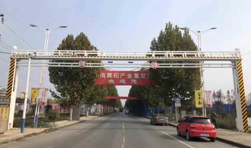 泸州电动液压限高架